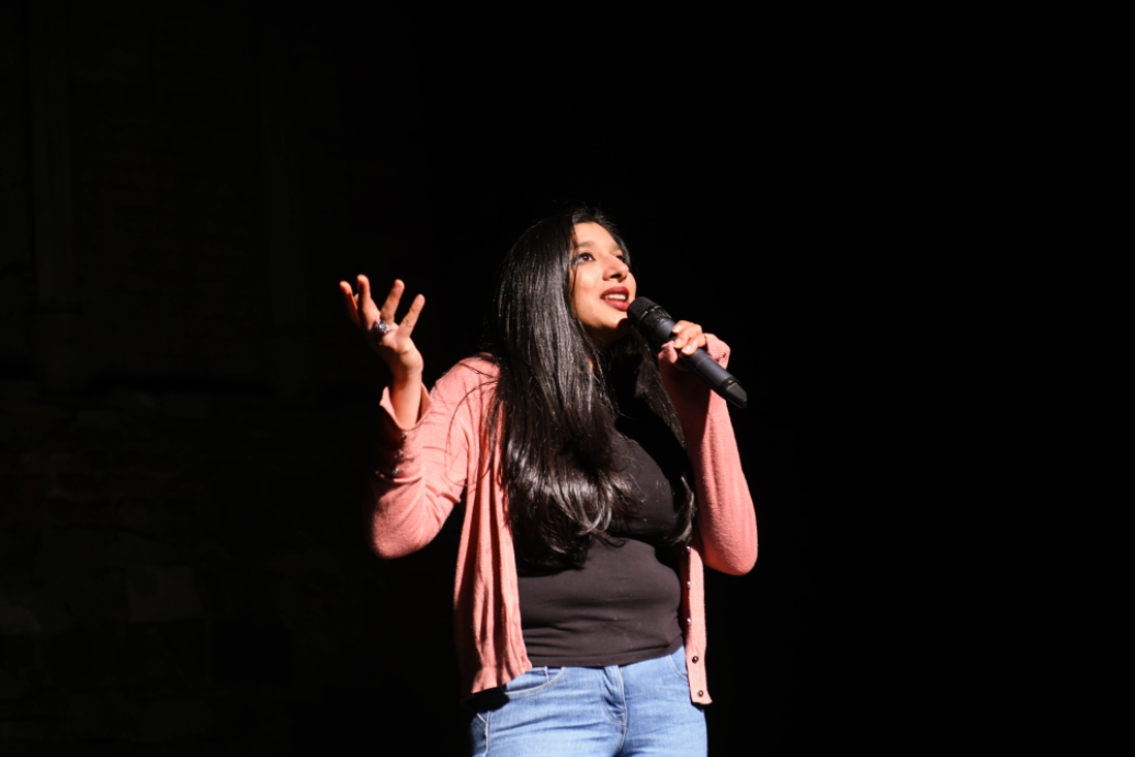 Weft Studio participant Jagruti Rathod performing on stage